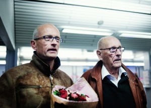– Jeg vant førti tusen, sier Steen, som sammen med sønnen (hvis navn også er Steen), eier hesten som kom travende først over målstreken